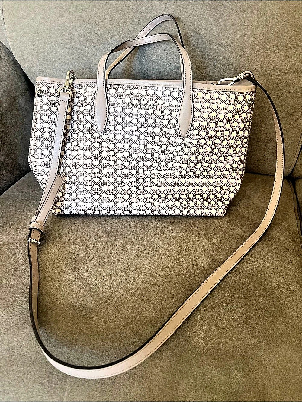 Kate Spade New York Spade Link Tote Beige & Brown